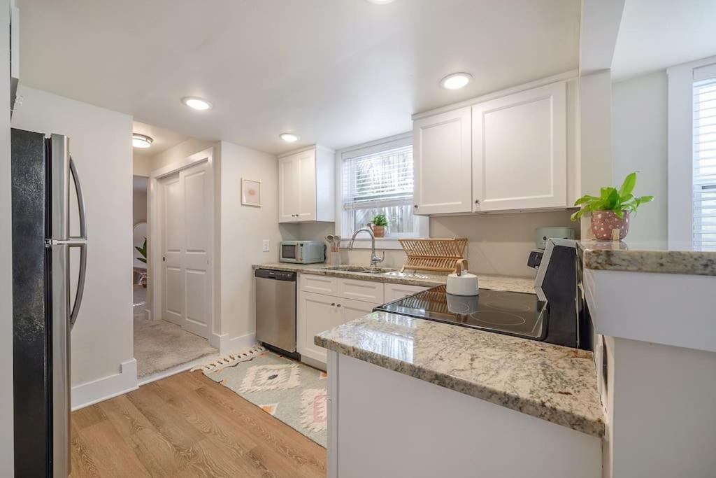 Casita On Central Walk To Shops Bars And Food Tampa Luaran gambar